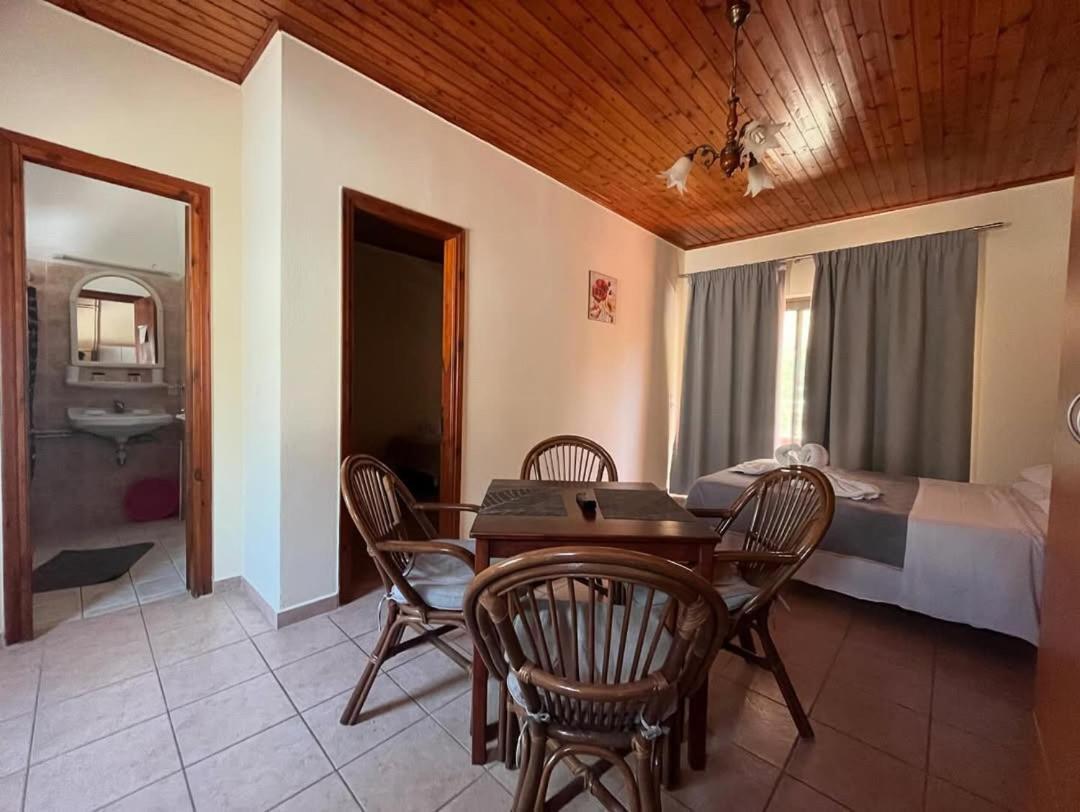 Mimosa Apartments With Pool Paleokastritsa Exterior foto